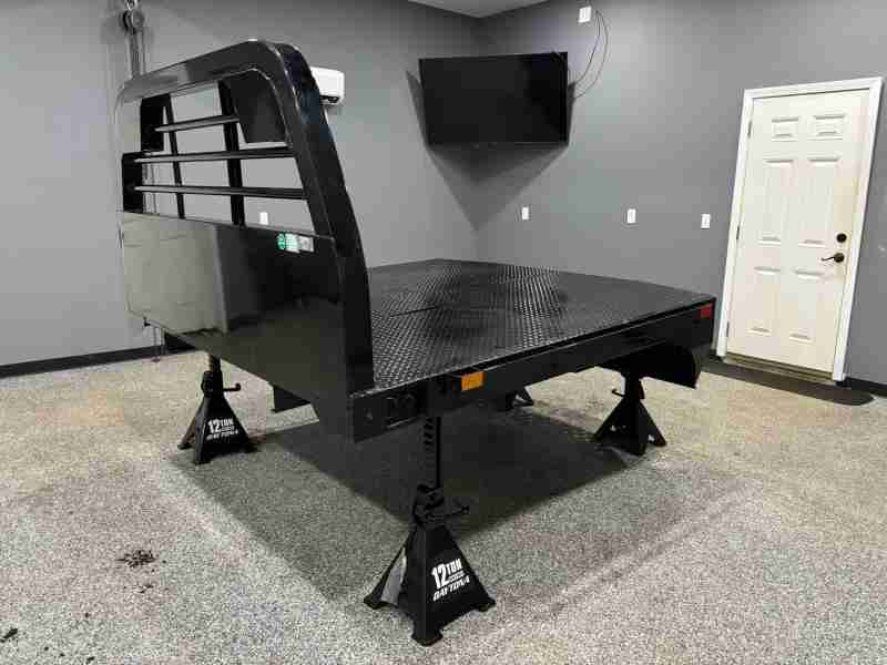 2025 Legend X 84X102 SPARTAN FLAT BED W/ HIDEAWAY GOOSENECK - Image 14