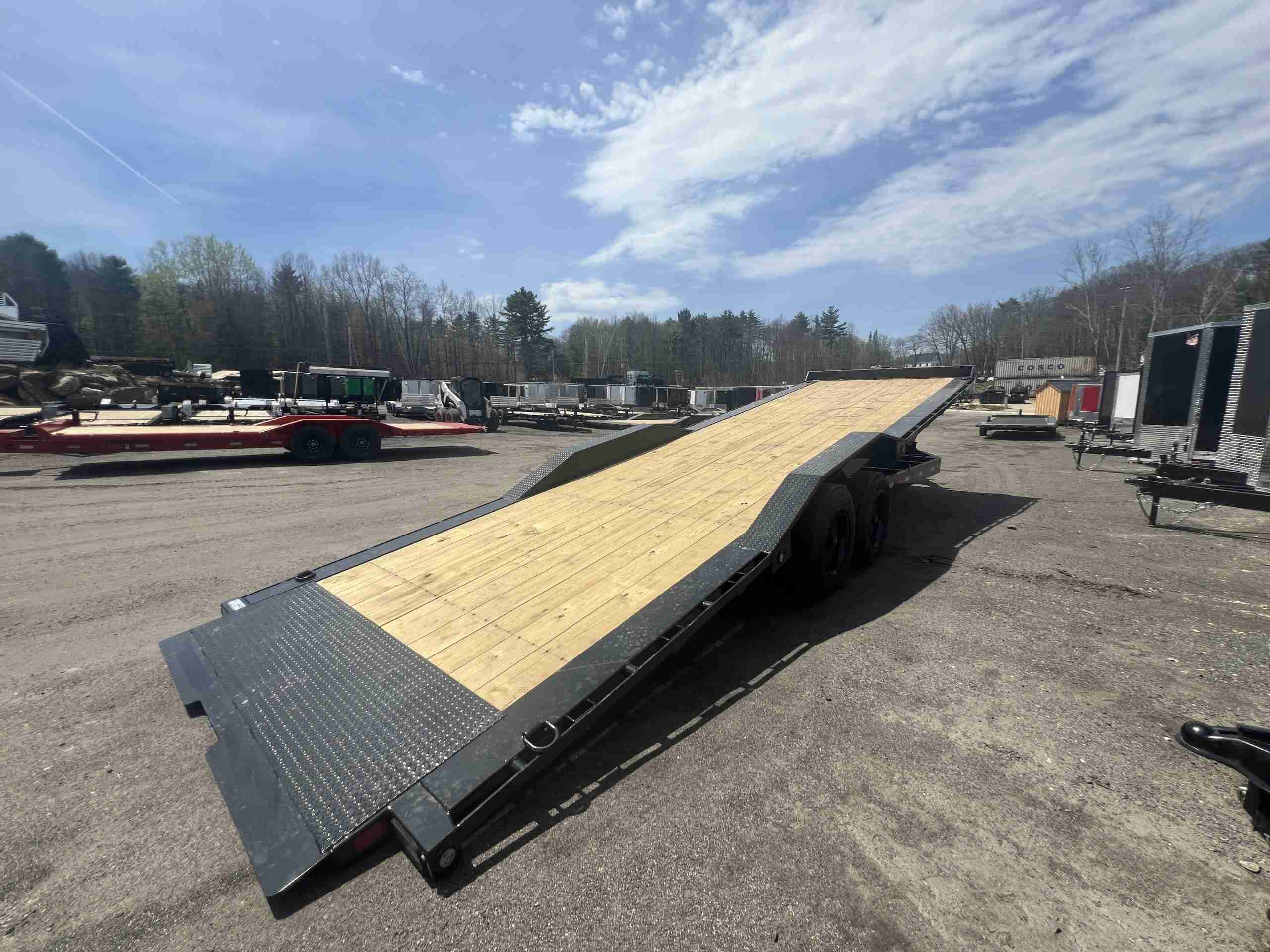 2027 MAXX-D 102X28 T8X 16K POWER TILT EQUIPMENT TRAILER - Image 13