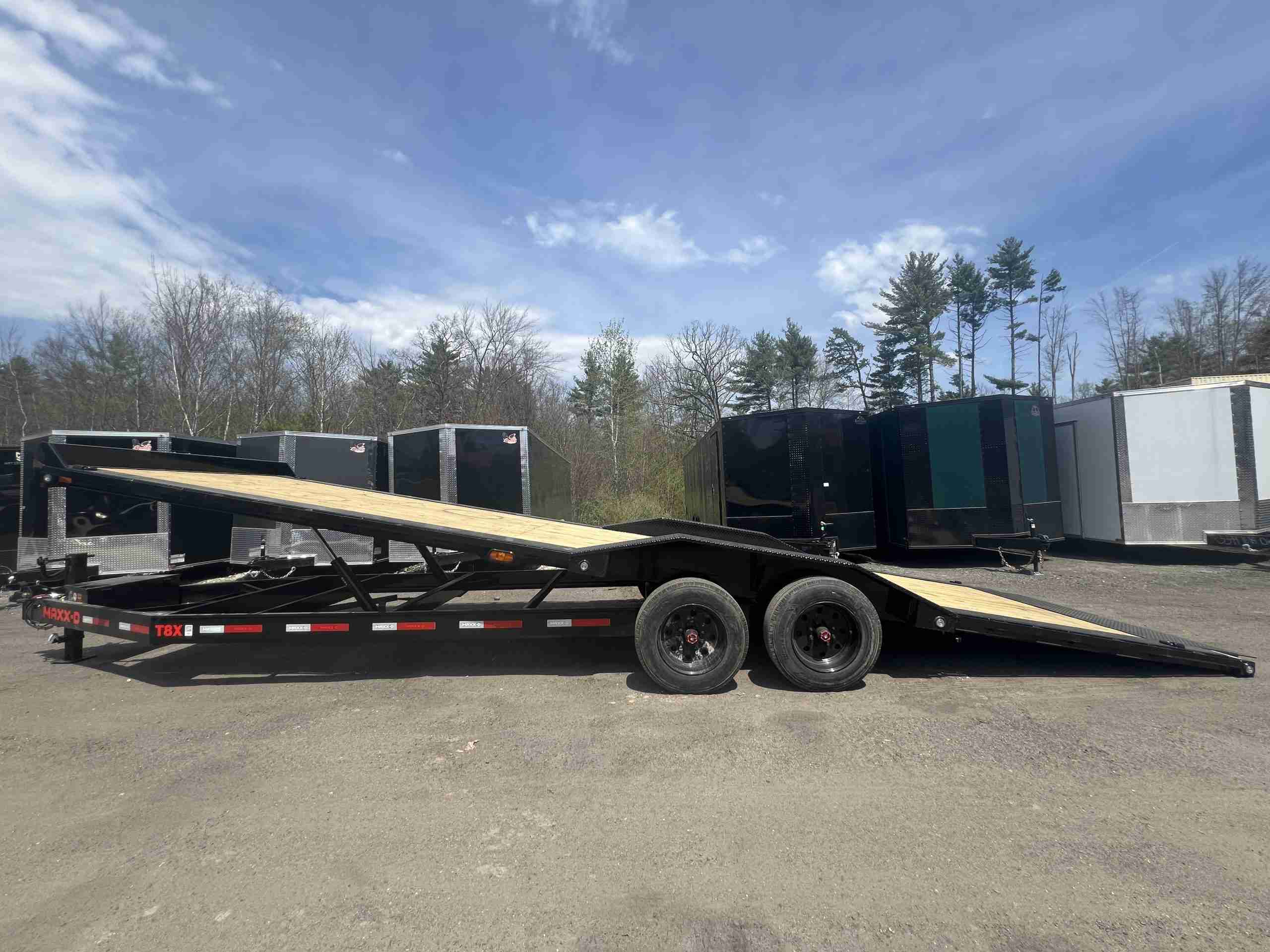 2027 MAXX-D 102X28 T8X 16K POWER TILT EQUIPMENT TRAILER - Image 16