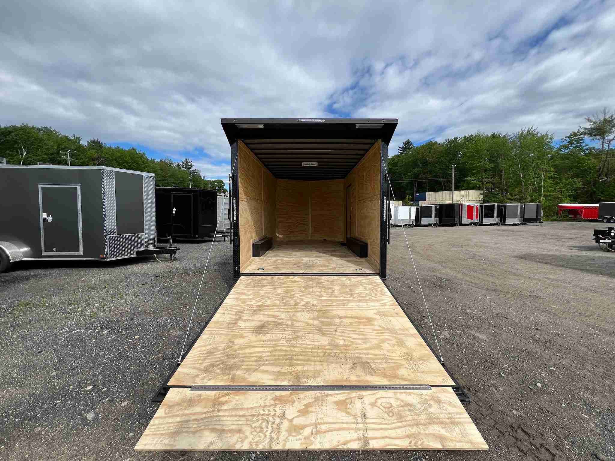 2026 Diamond Cargo 8.5X16 BLACKOUT EXTRA HEIGHT - Image 11