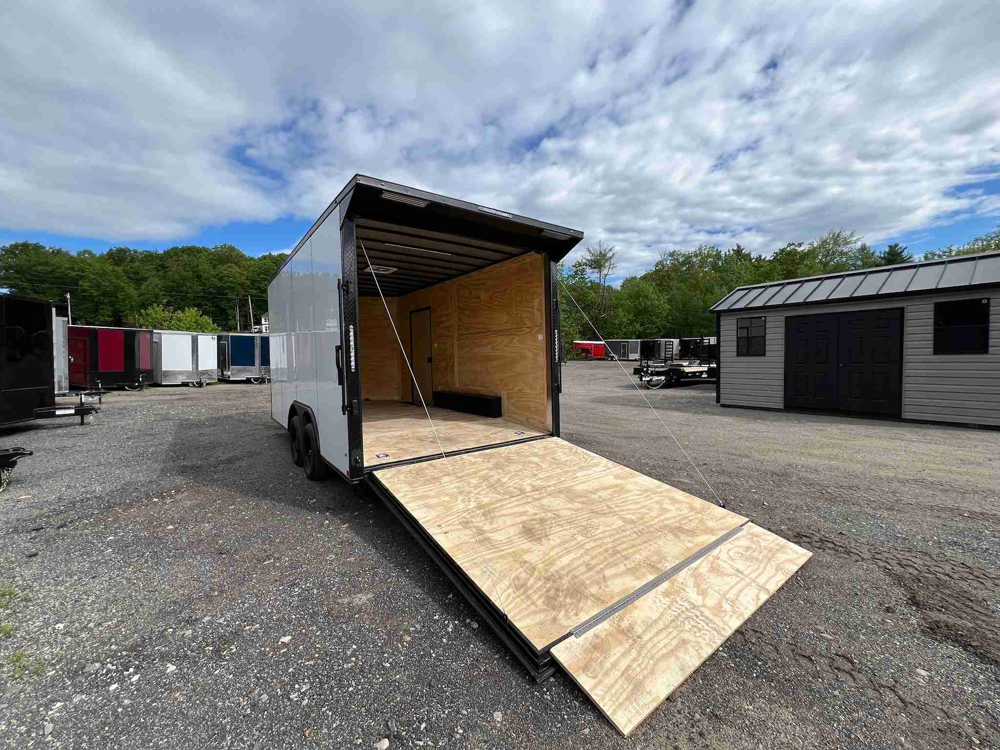 2026 Diamond Cargo 8.5X16 BLACKOUT EXTRA HEIGHT - Image 12