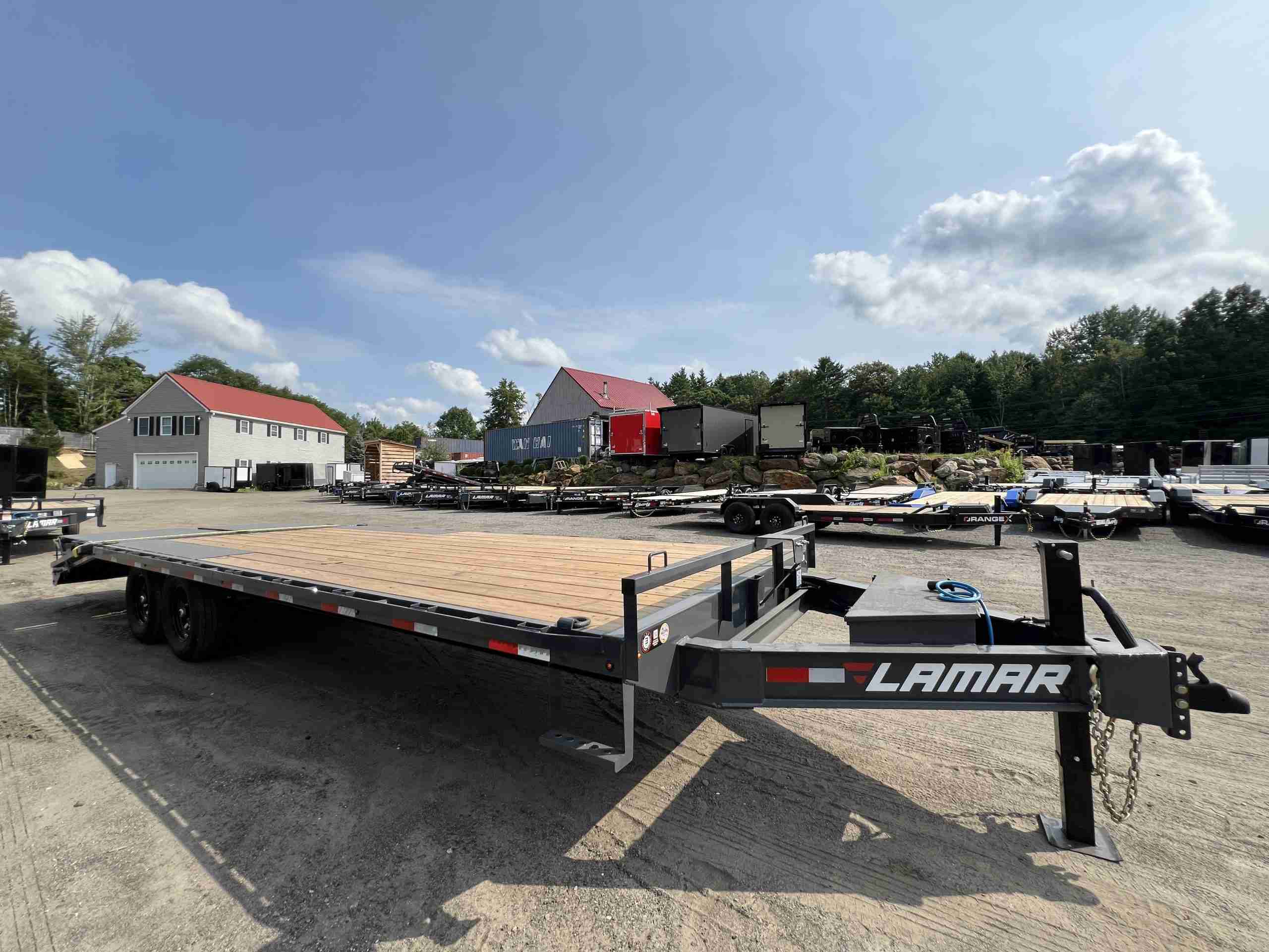 2027 Lamar 102X24 14K DECK OVER Trailer - Image 2