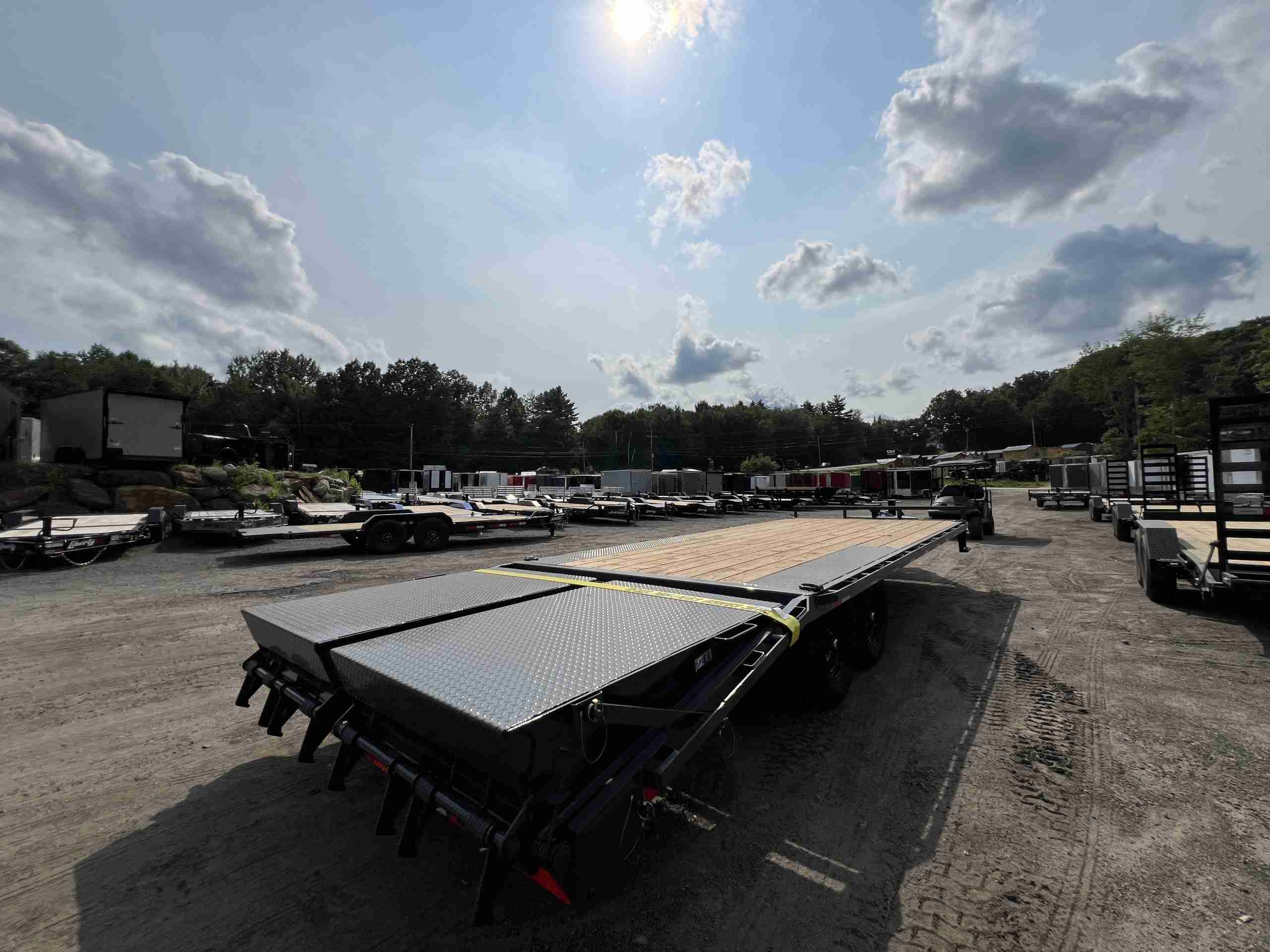 2027 Lamar 102X24 14K DECK OVER Trailer - Image 5