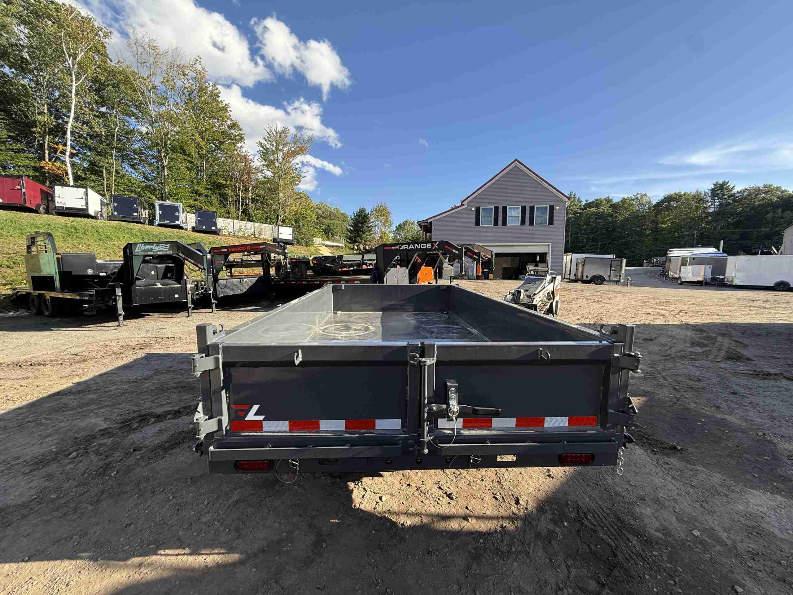 2027 LAMAR 6.5X12 10K DUMP TRAILER - Image 5