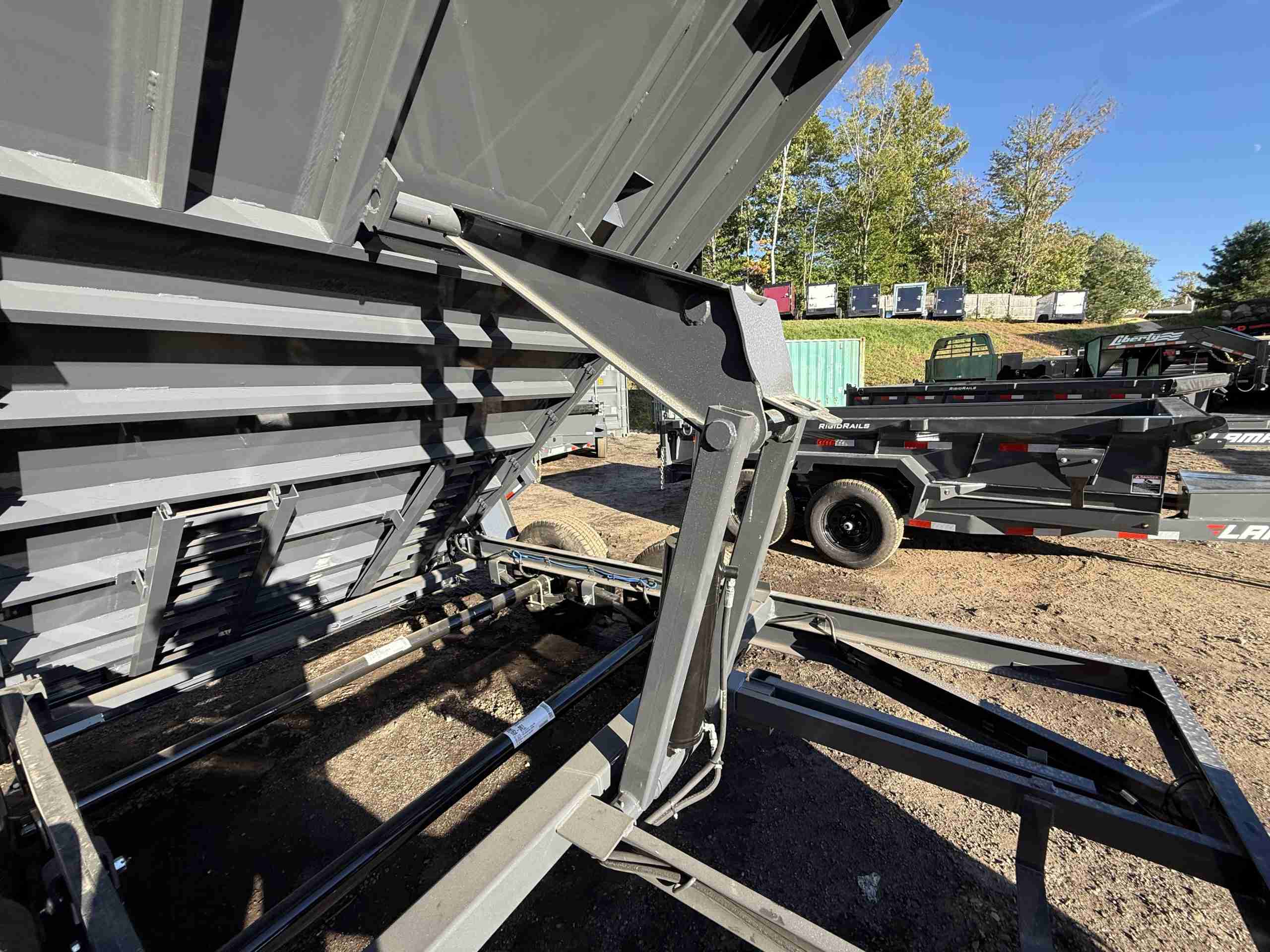 2027 LAMAR 6.5X12 10K DUMP TRAILER - Image 18