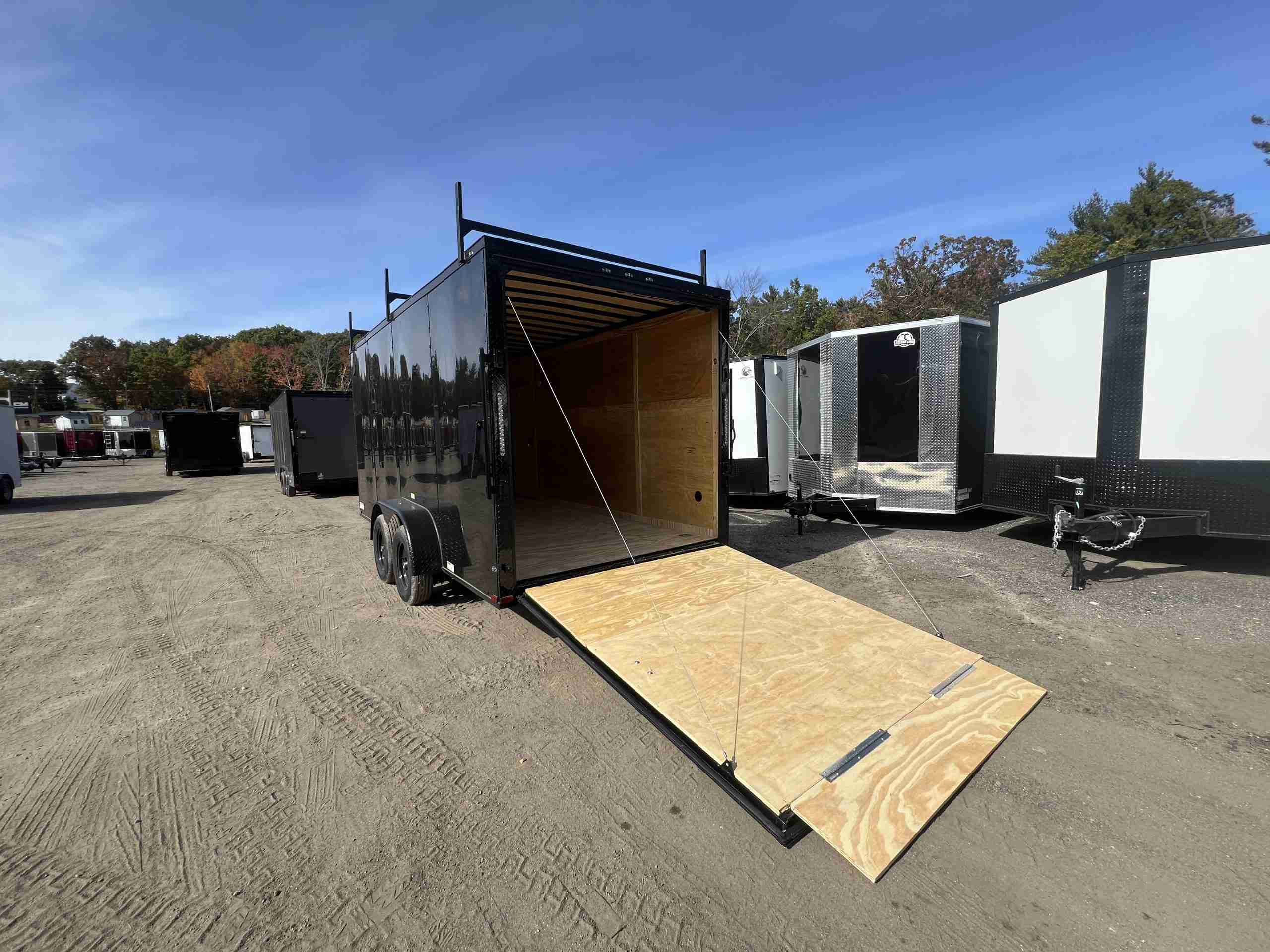 2026 Quality Cargo 7X16 CONTRACTOR PKG Cargo / Enclosed Trailer - Image 11