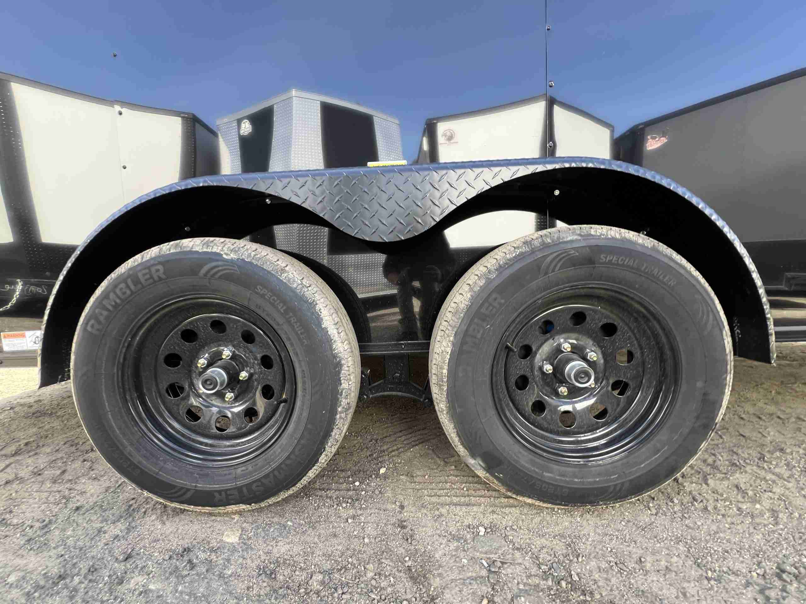 2026 Quality Cargo 7X16 CONTRACTOR PKG Cargo / Enclosed Trailer - Image 3