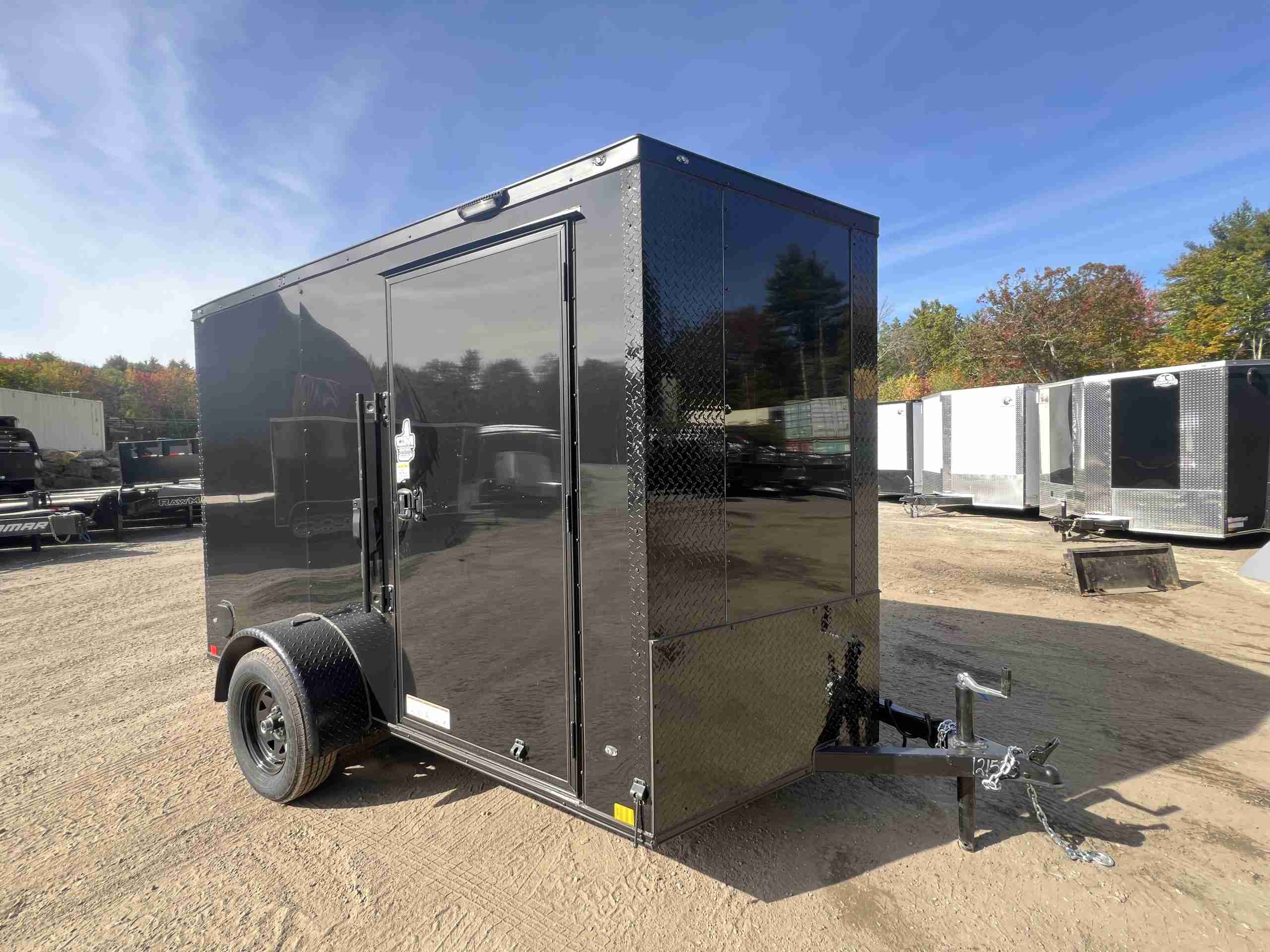 2027 DIAMOND CARGO 6X10 BLACK OUT PACKAGE W/ EXTRA HEIGHT