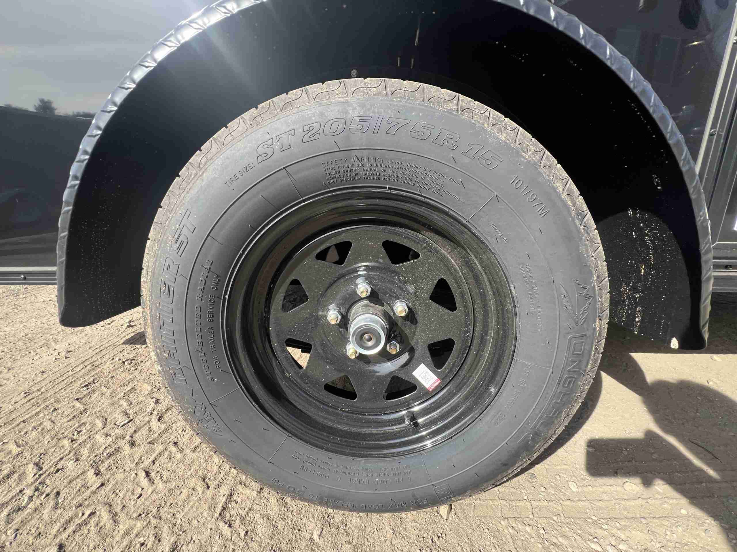 2027 DIAMOND CARGO 6X10 BLACK OUT PACKAGE W/ EXTRA HEIGHT - Image 3